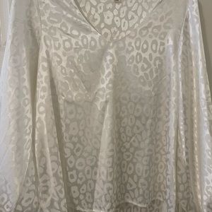 Vine & Love white blouse